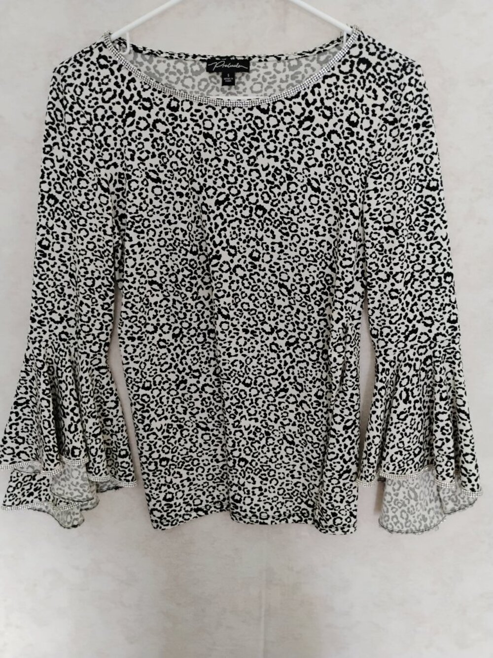 Prelude Leopard Print Rhinestone Bell Sleeve Top Size Small